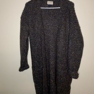 Universal threads gray and multicolored sweater